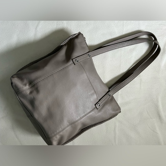 Tommy Bahama 100% Leather Taupe Zippered Tote - Picture 2 of 5